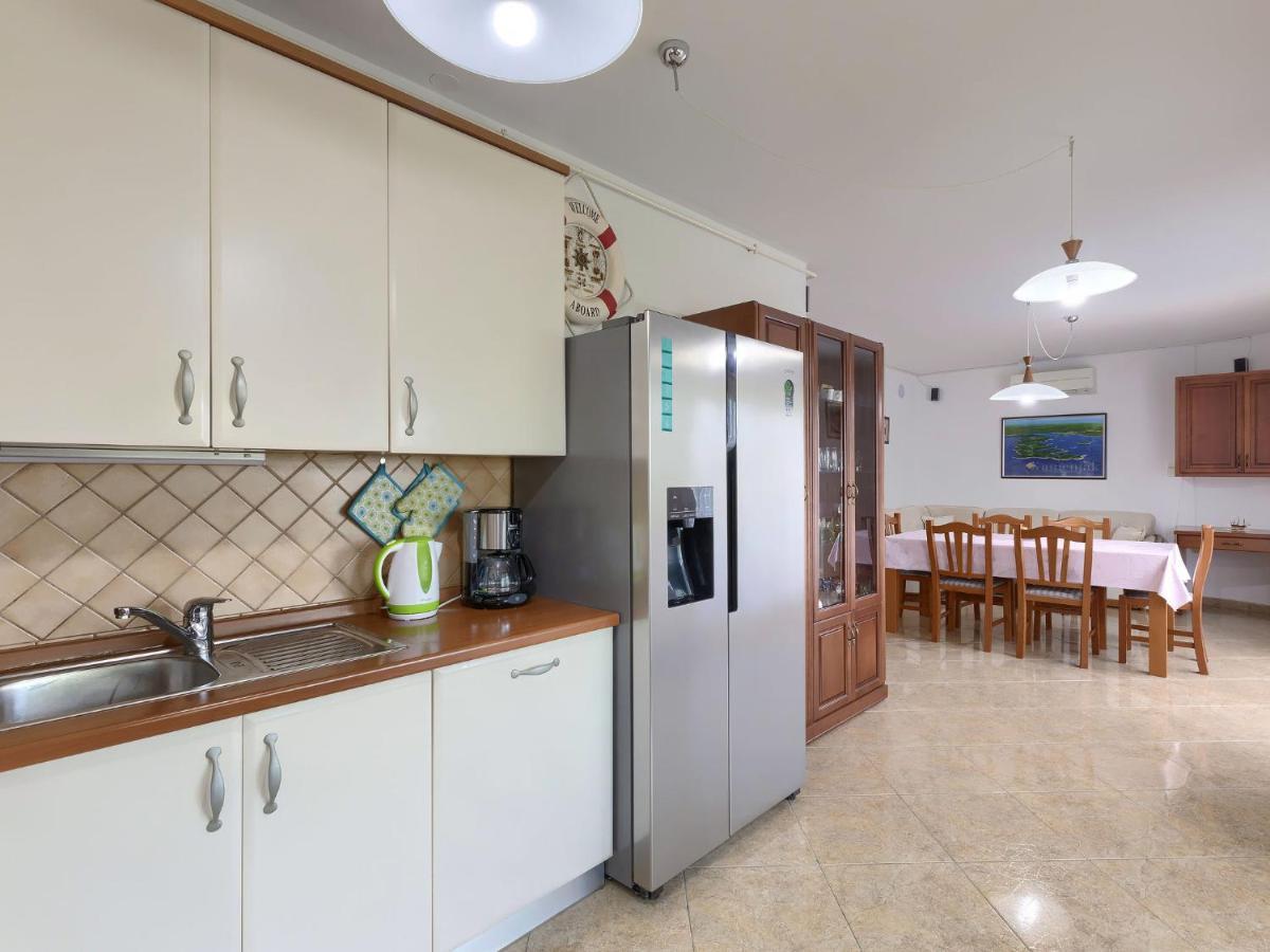 Matej By Interhome *