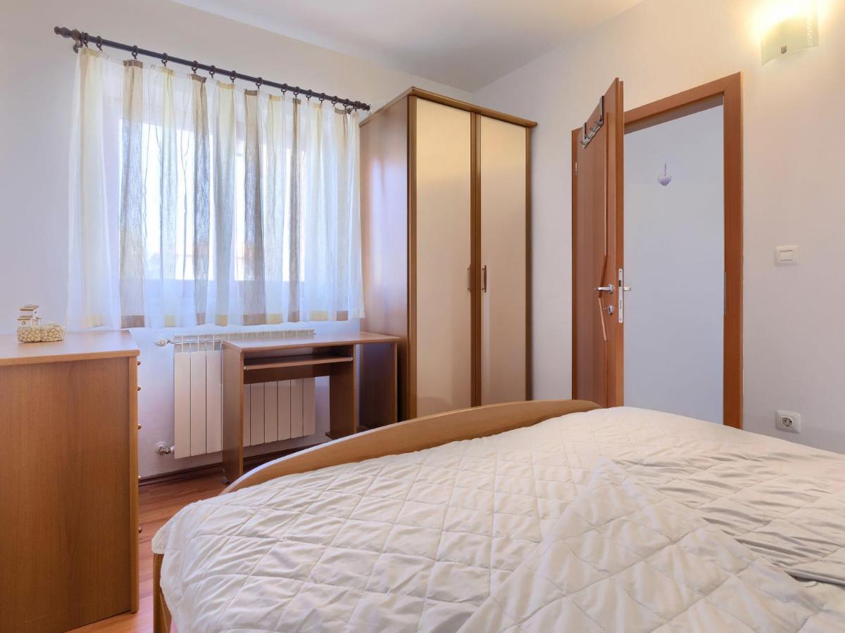 Matej By Interhome Apartmán
